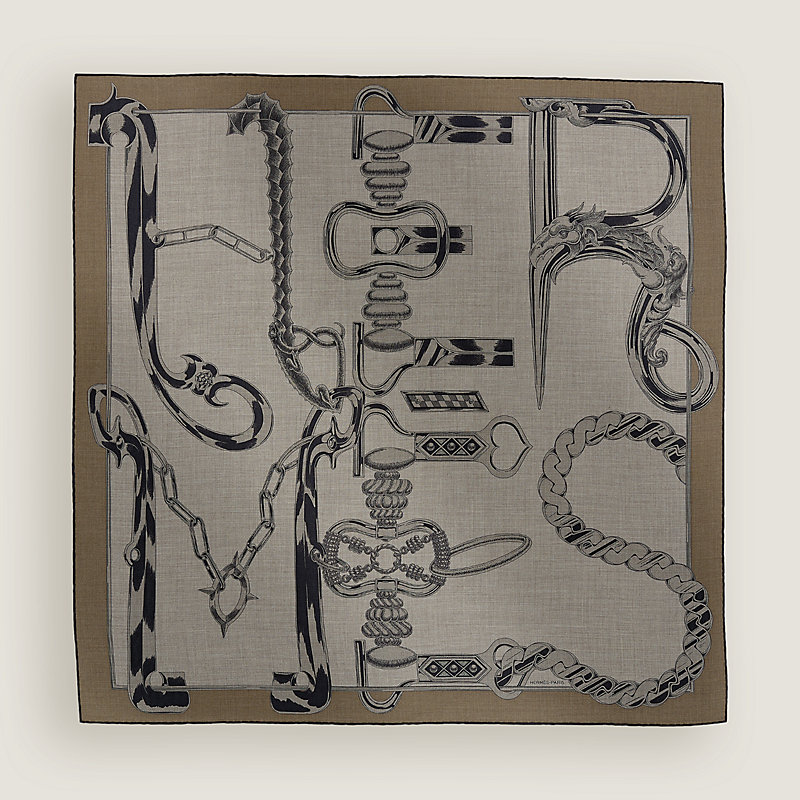 オリバーガル　エルメス　45×45 Amazon.co.jp: [エルメス] カレ45 ガヴロッシュツイル ペガサス